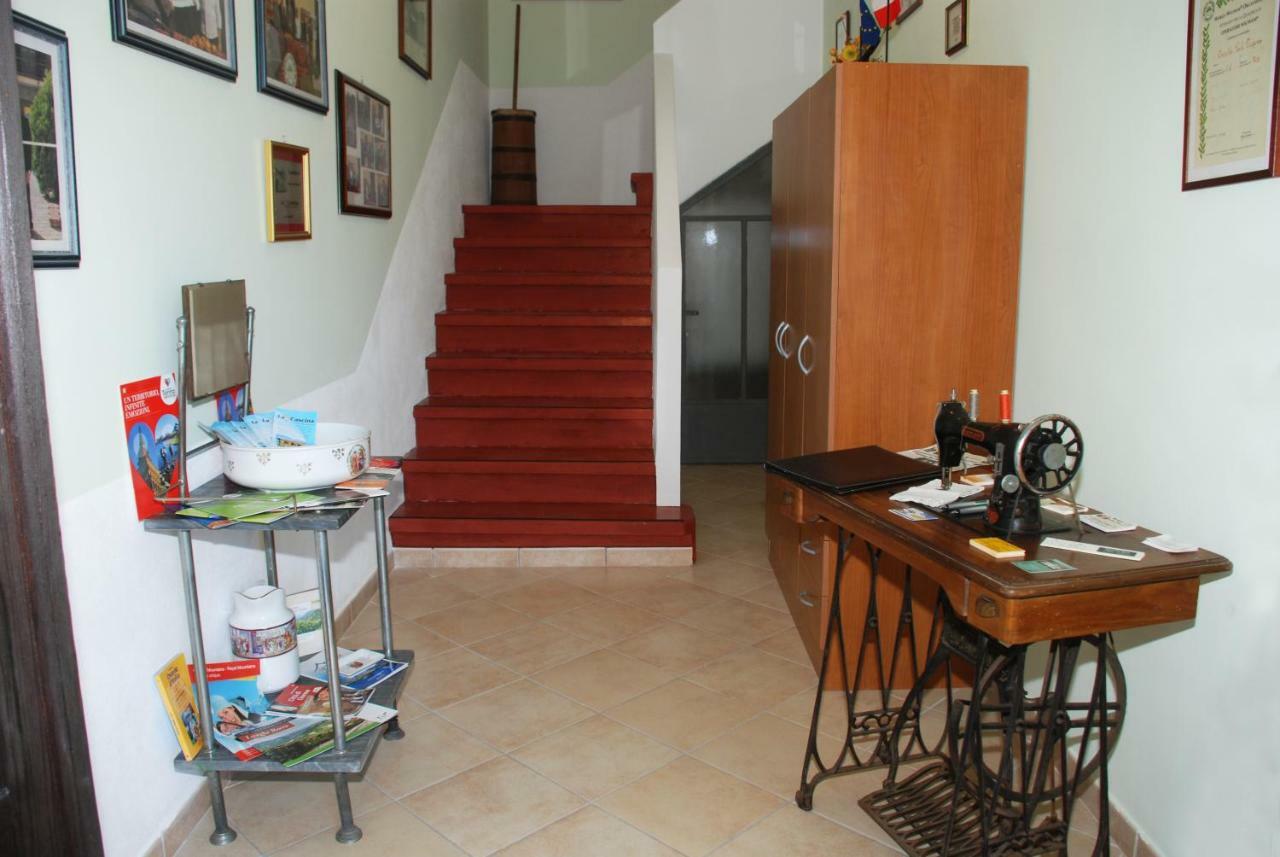 La Cascina Bed & Breakfast Aglie Luaran gambar